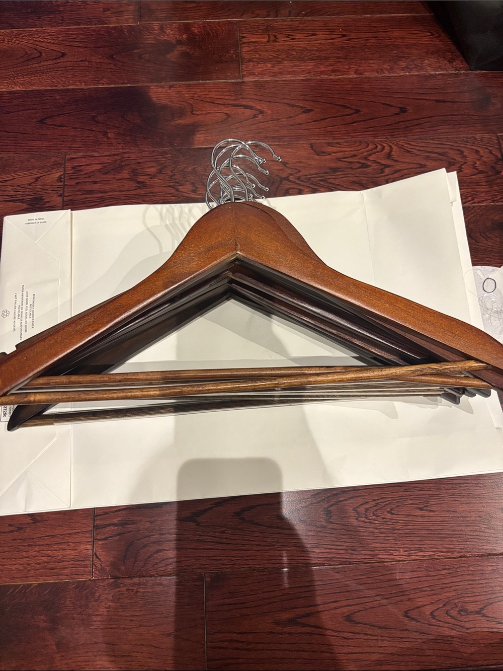 10 pack of wooden hangers